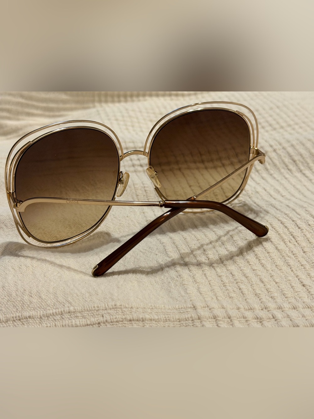 Authentic Chloe Oversized Sunglasses w/ Gold Frame and Brown lenses CE126S - Picture 2 of 8